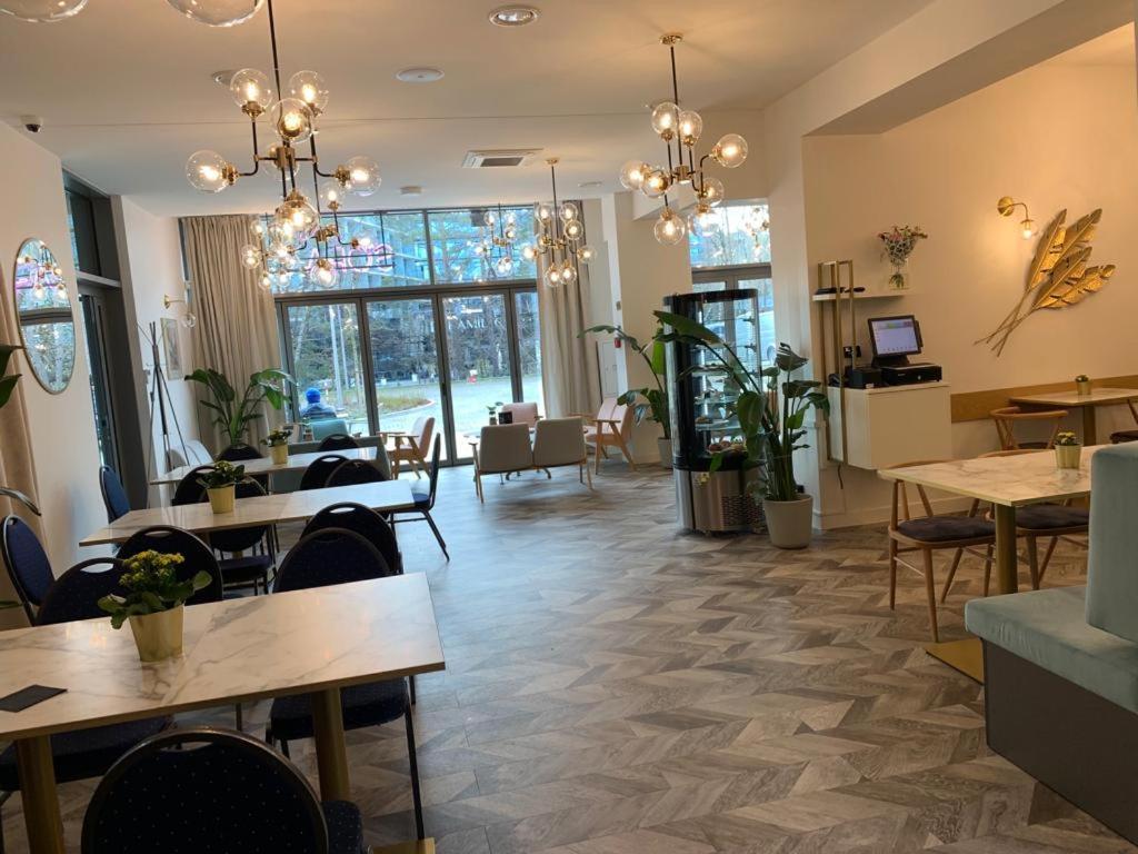Apart Park - Albus 211 Z Parkingiem W Cenie Свіноуйсьце Екстер'єр фото